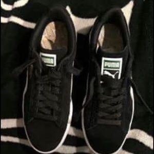 BRAND NEW IN BOX puma suedes